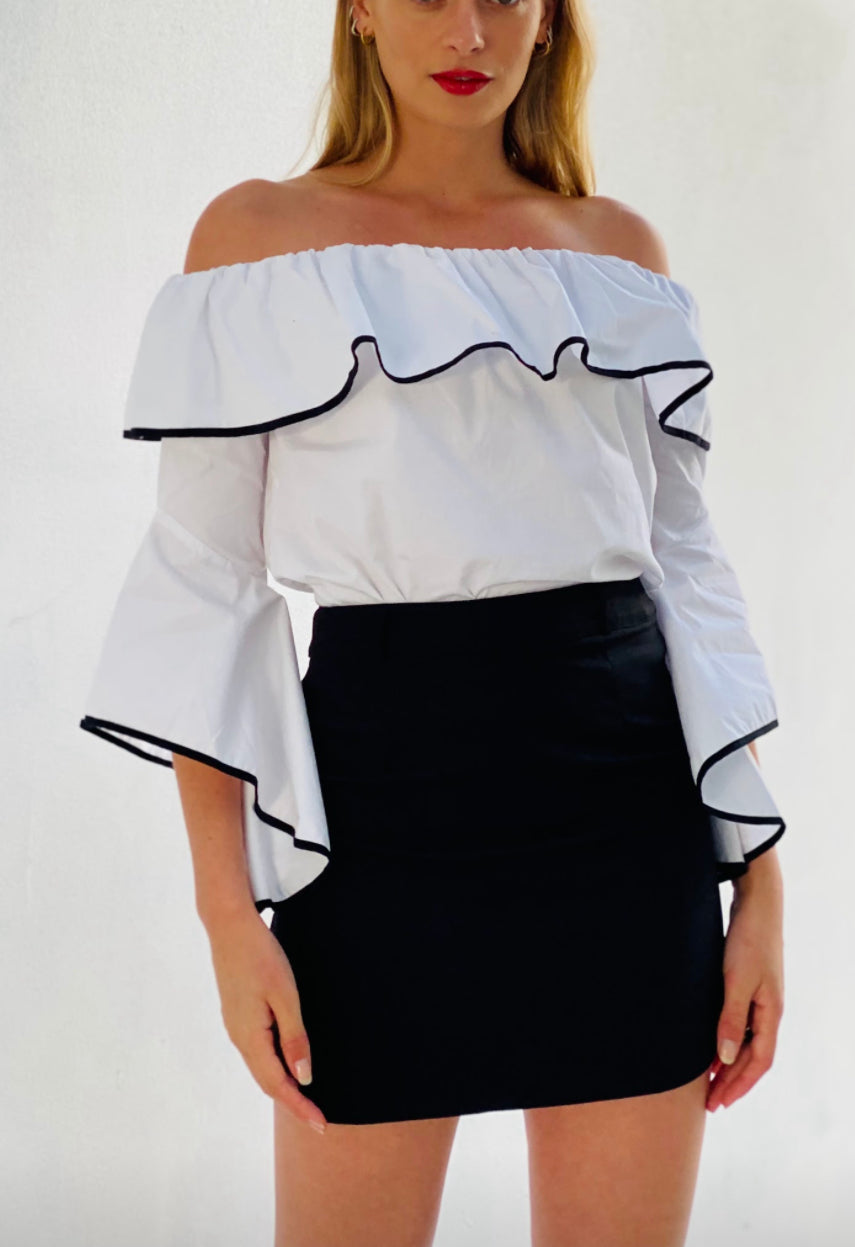 RV0826SS Embroidered cotton blouse