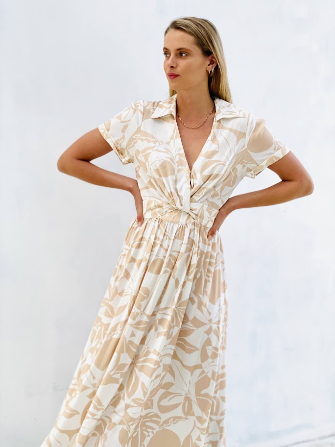 LA1487-1SS Front Twist Leaf Print Dress