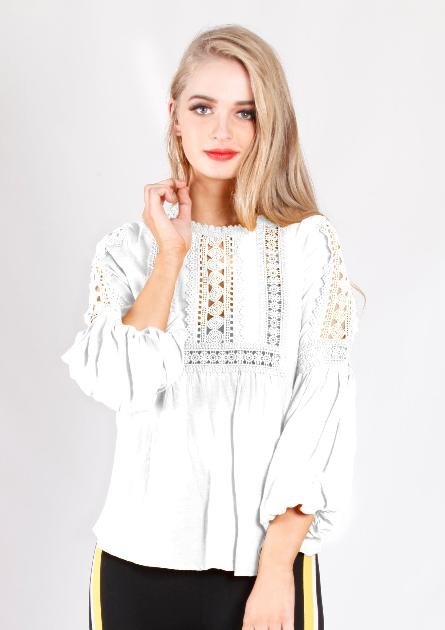 XW16220SS Crochet Detailed Top (Pack)