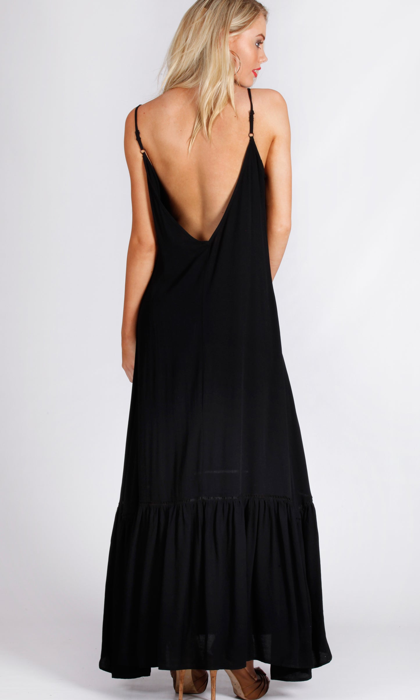 XW16138-1SS MAXI BLACK DRESS (Pack)