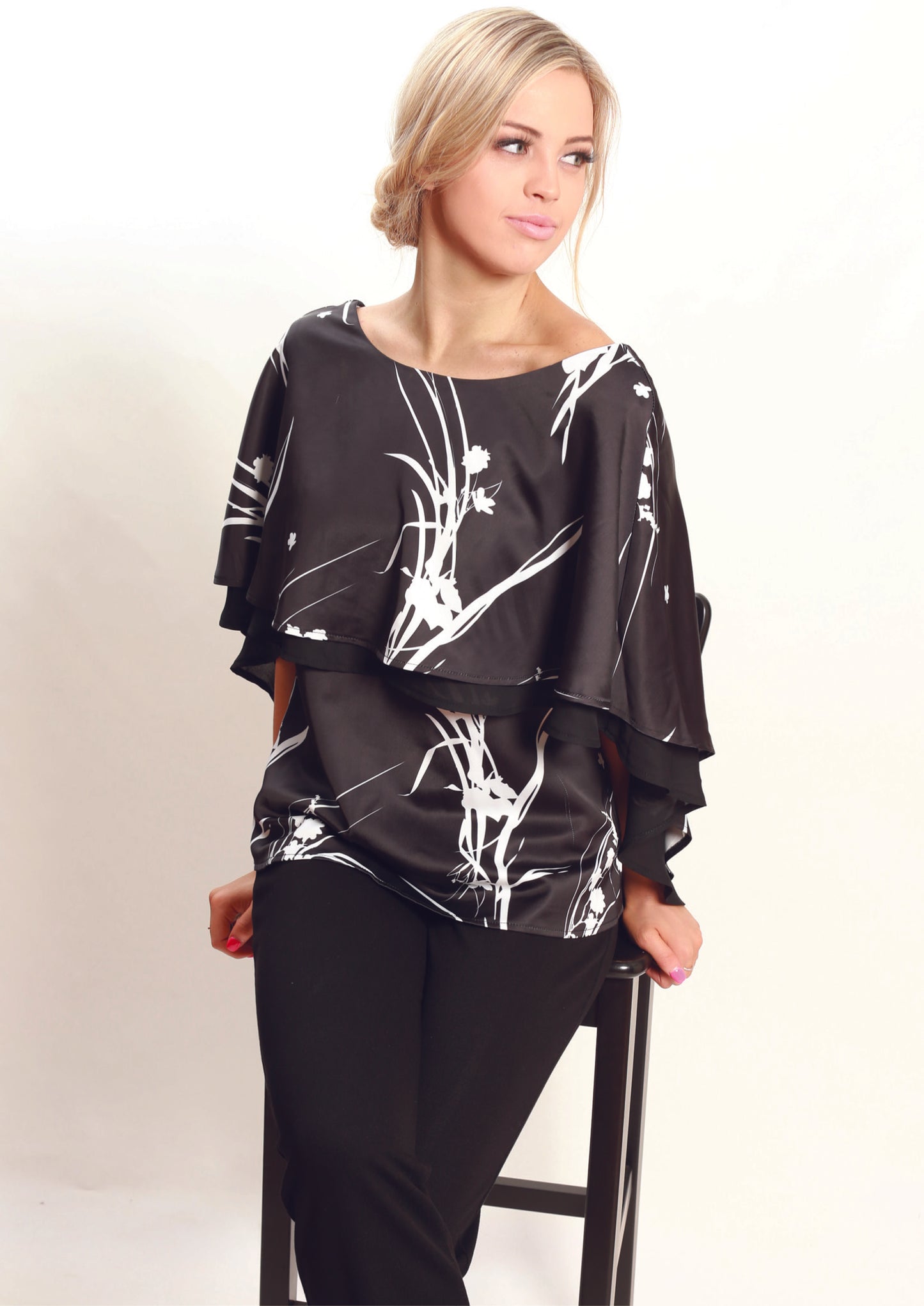 AY130-1NC Floral Vector Layered Top (Pack)
