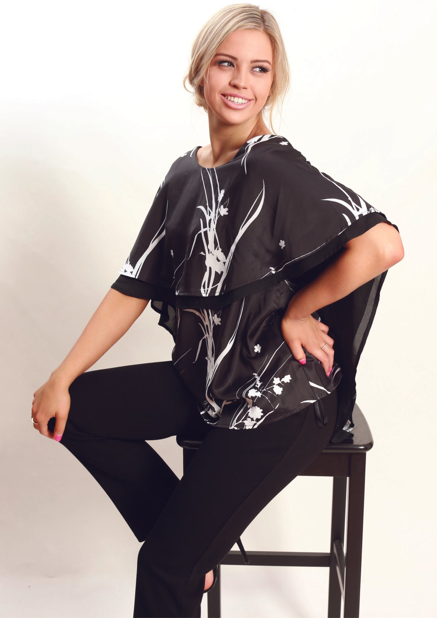 AY130-1NC Floral Vector Layered Top (Pack)