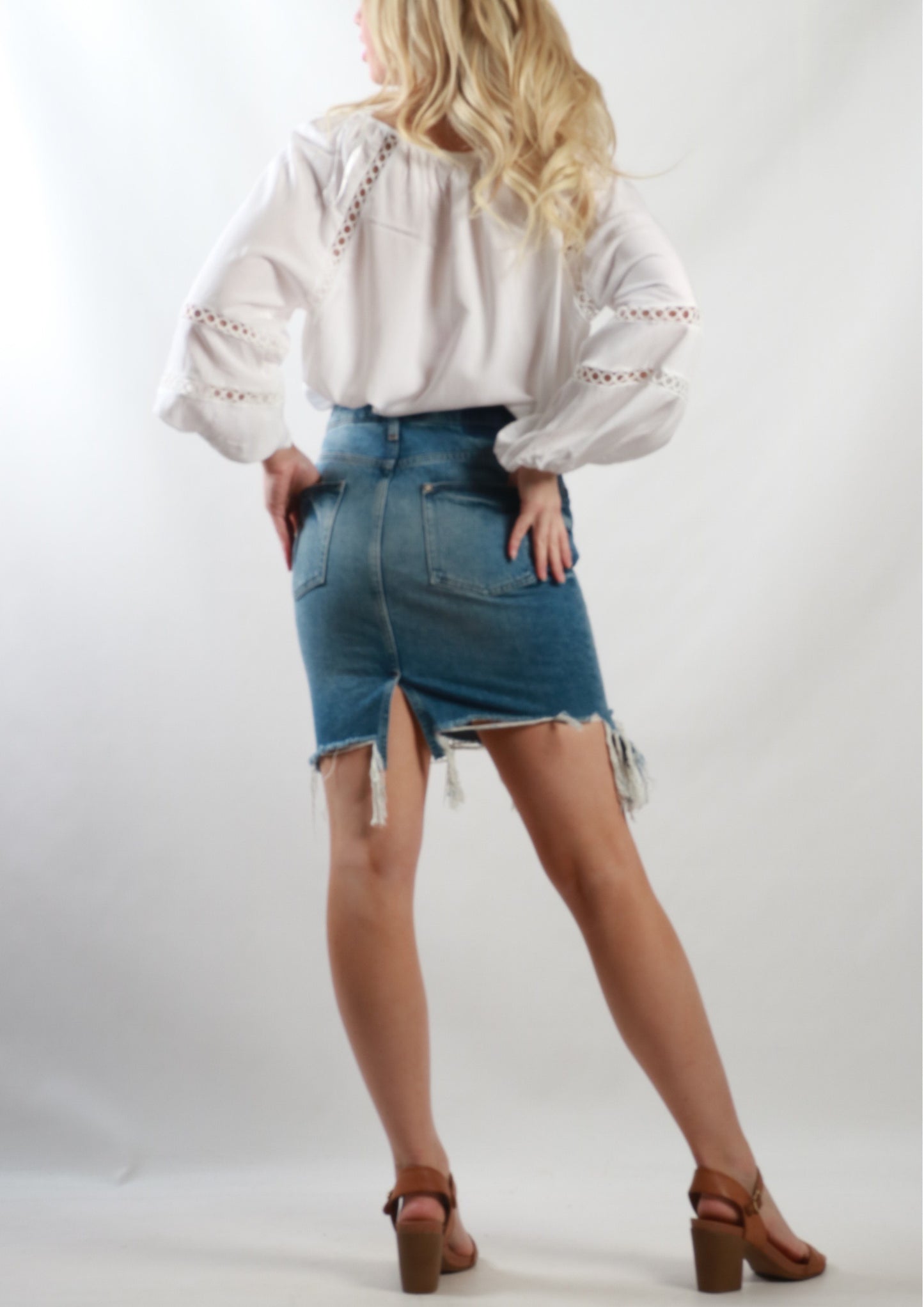 VY00319SS Lace Trim Top (Pack) New Arrival