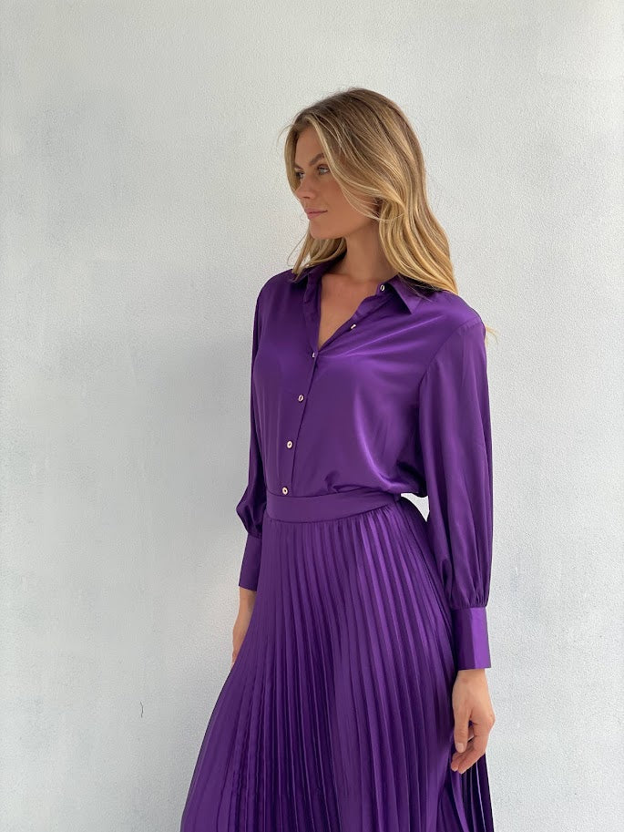 LA1133-32SS Satin Button Up Top