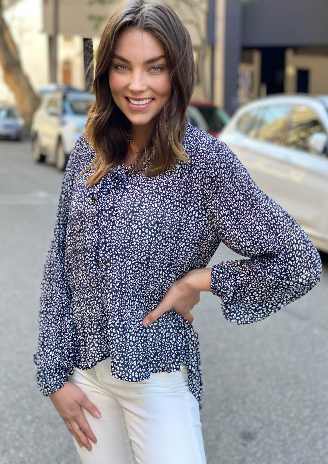 ZW240SS Tie Up Neck Leopard Print Blouse (Pack)