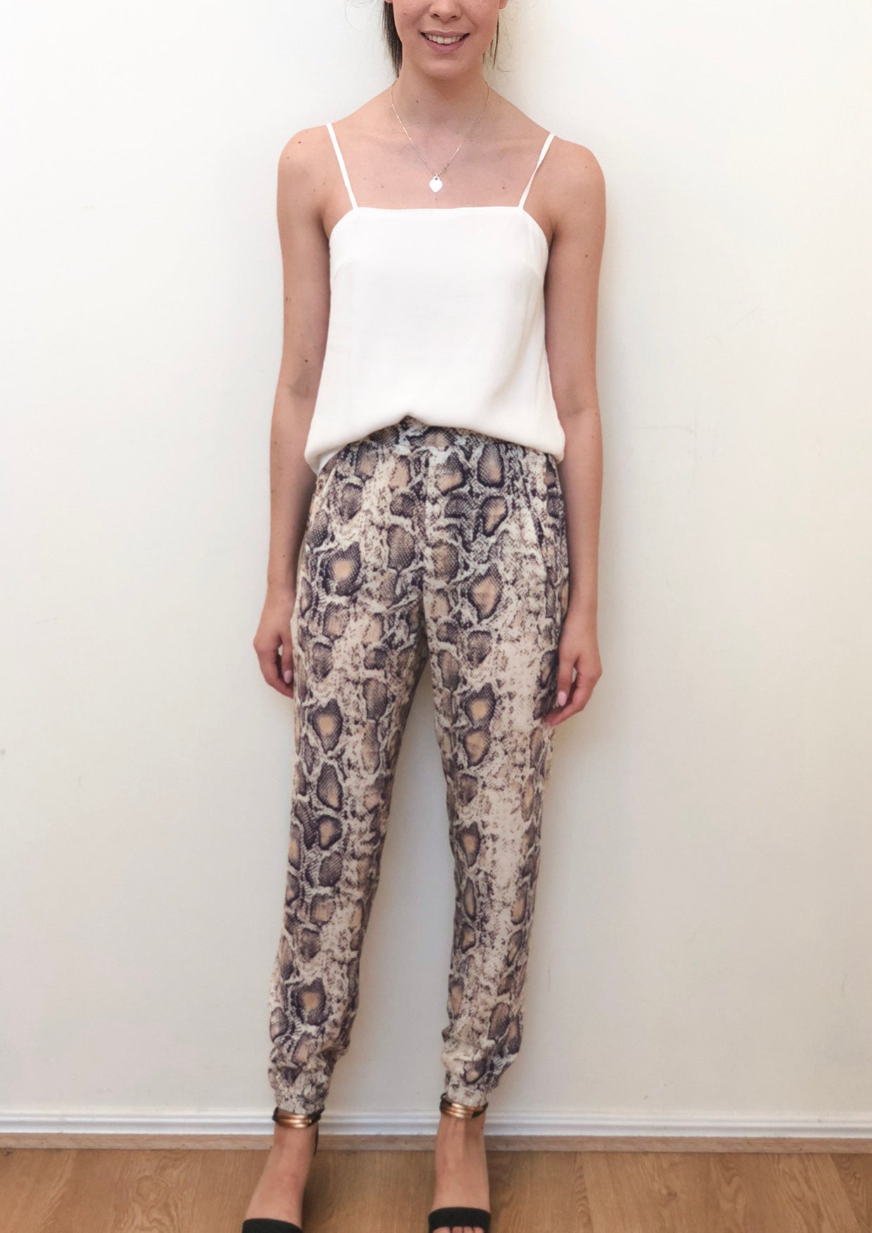 MC0091-10SS Reptile Print Cuffed Pant (Pack)