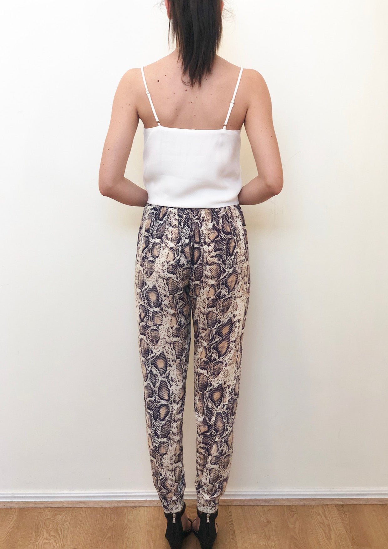 MC0091-10SS Reptile Print Cuffed Pant (Pack)