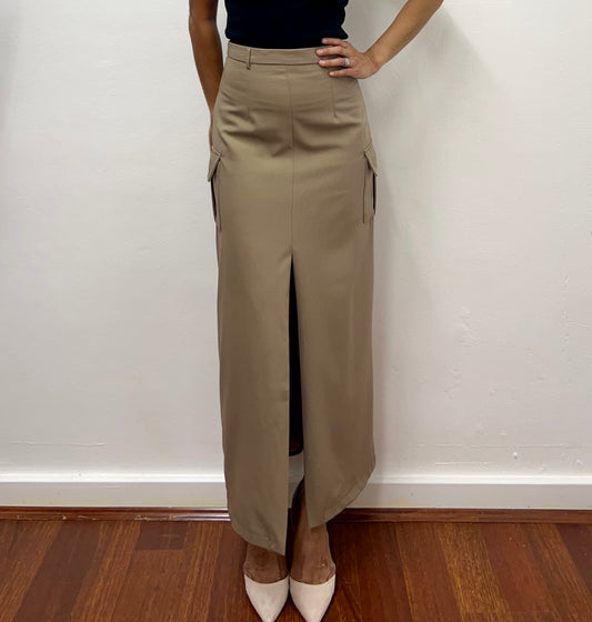 LA1608-1SS Cargo with Front Split Skirt