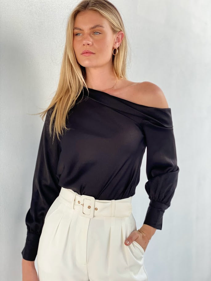 LA1212SS One-Shoulder Satin Top