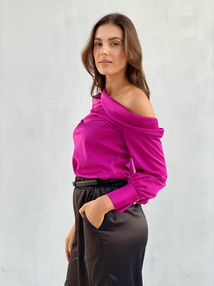 LA1212SS One-Shoulder Satin Top