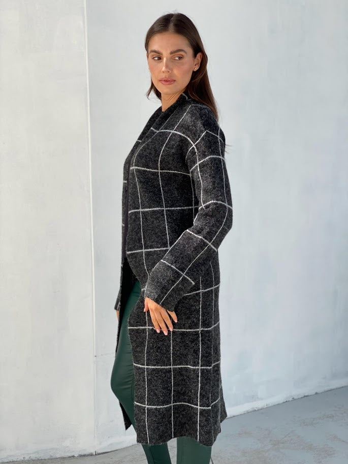 LY2325SS Checkered Knit Midi Cardigan