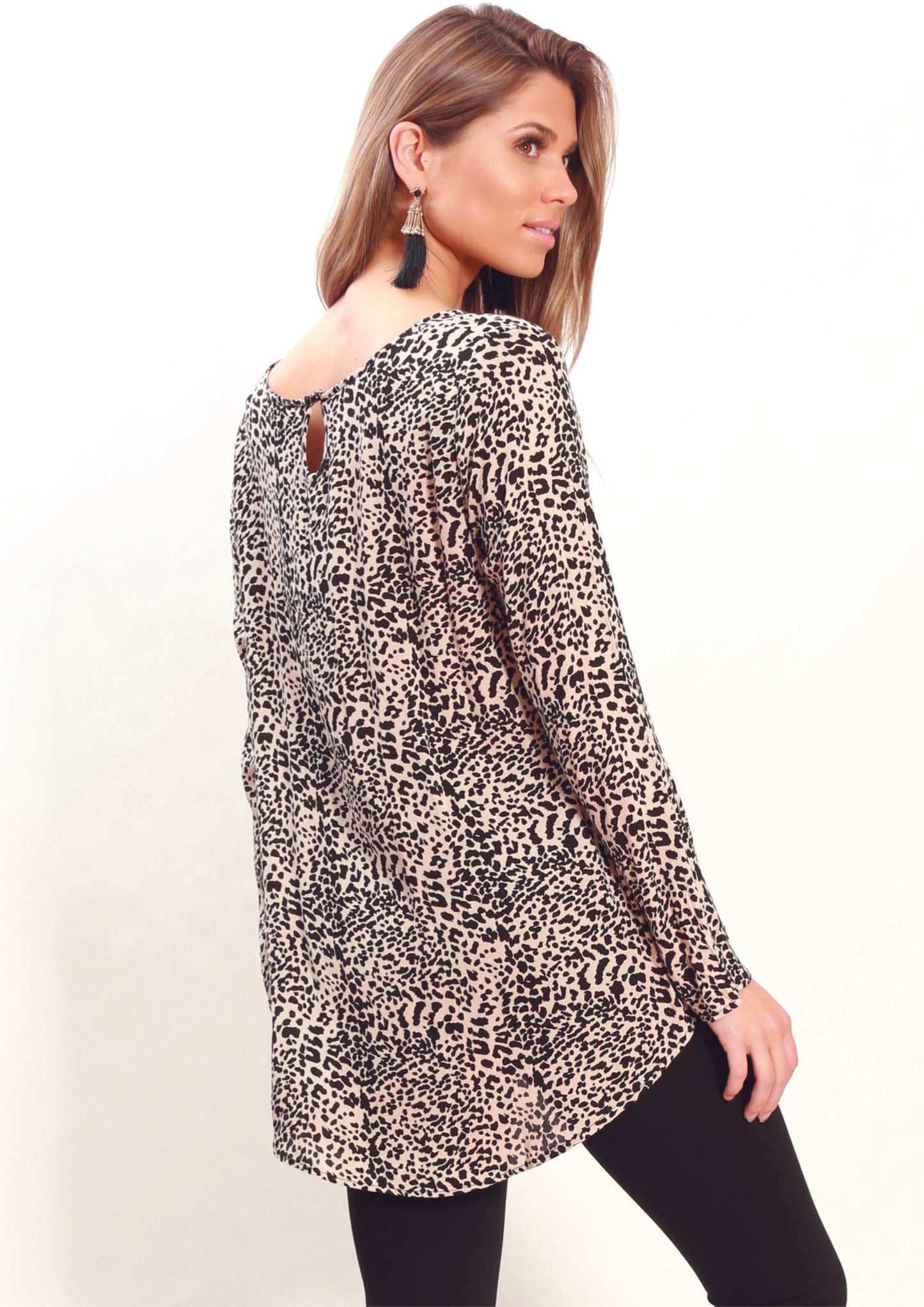 AY234SS Long Sleeve Leopard Print High Low Top (Pack)