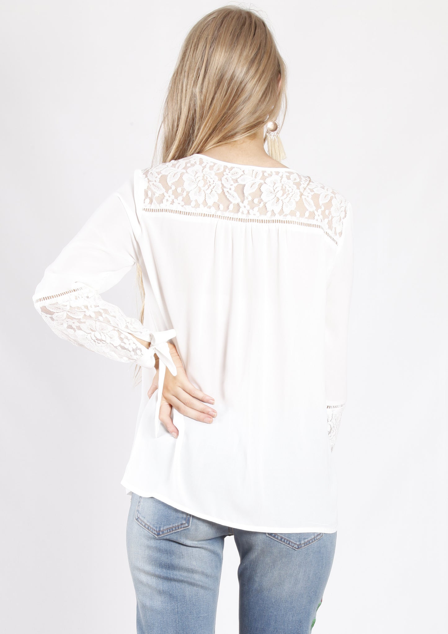 XW16232SS Lace Detailed Button Down Top (Pack)