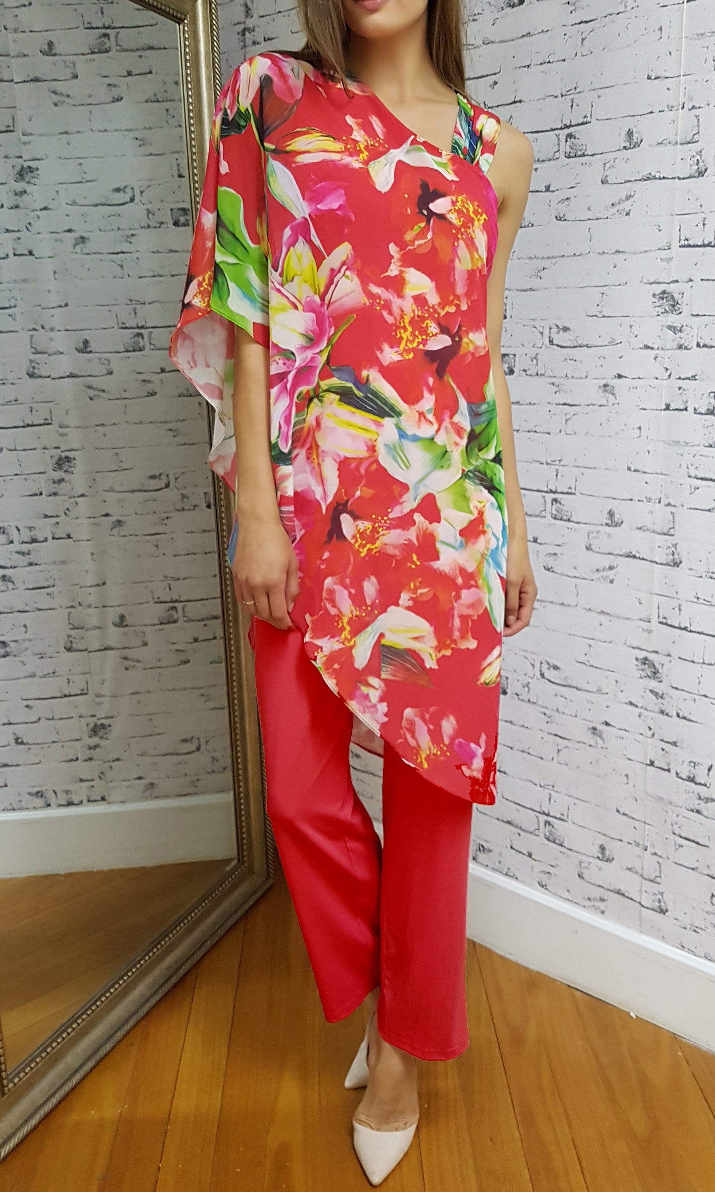 BS716030-7TB RED FLORAL JUMPSUIT (Pack)