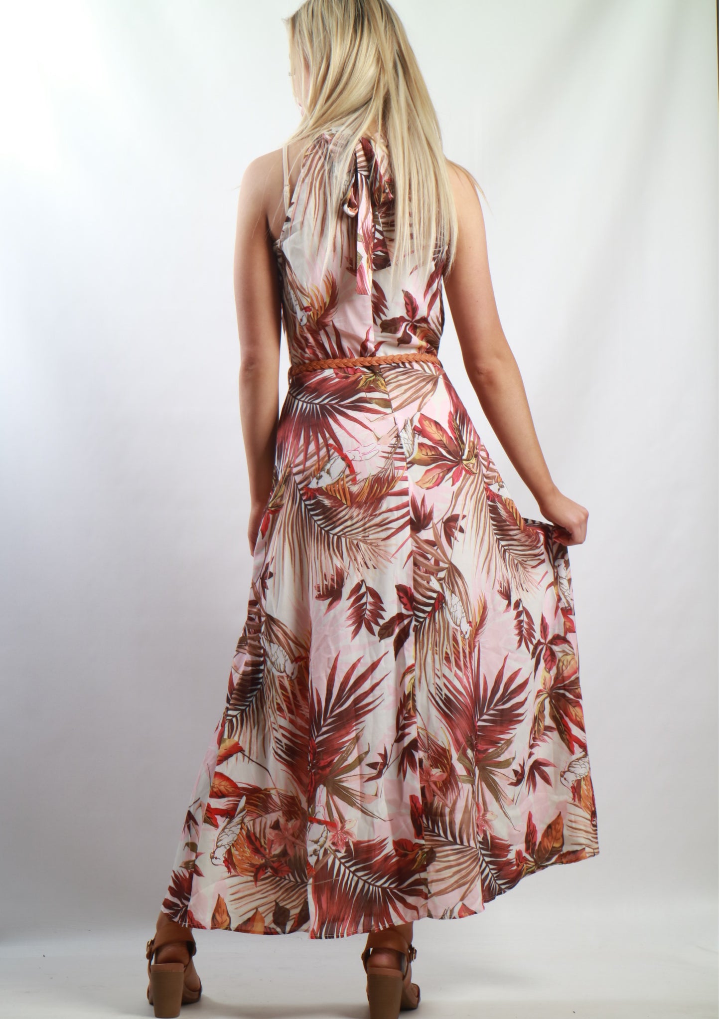 V010TB Halter Palm Print Maxi Dress (Pack)
