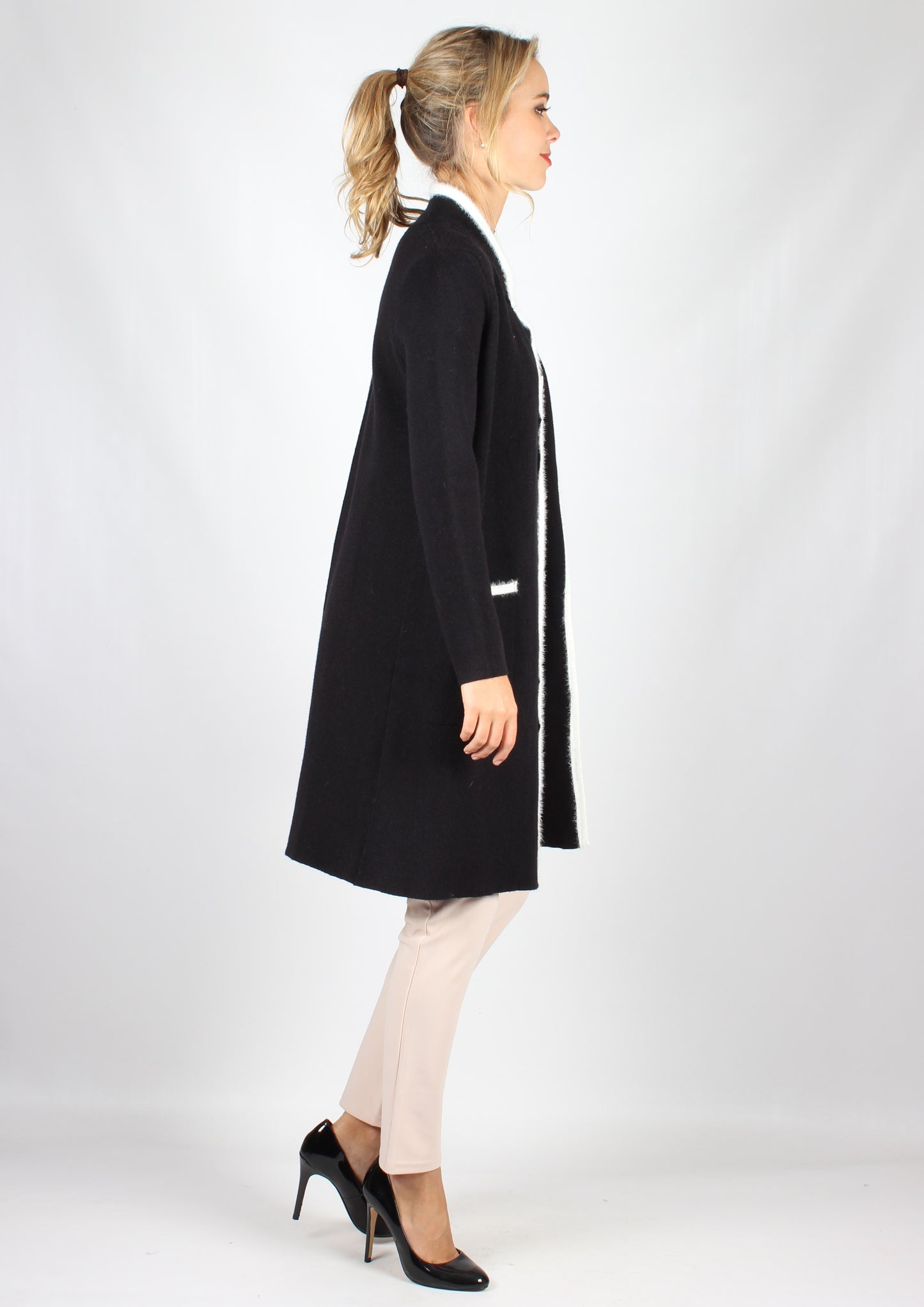 ZW16502SS Black Longline Cardigan With White Line Detailing (Pack) New Arrival