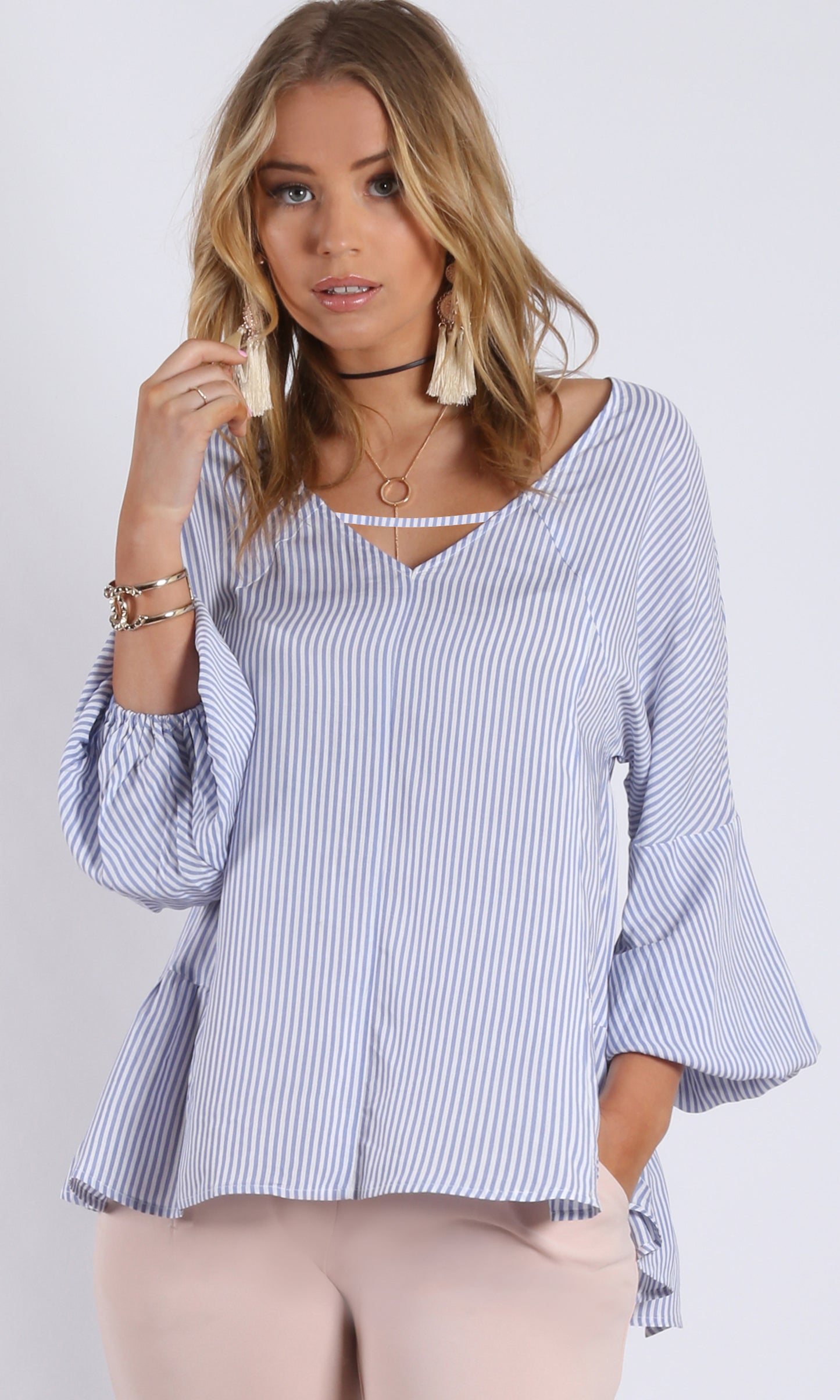 LV785-1SS Relaxed Fit V Neck Top (Pack)