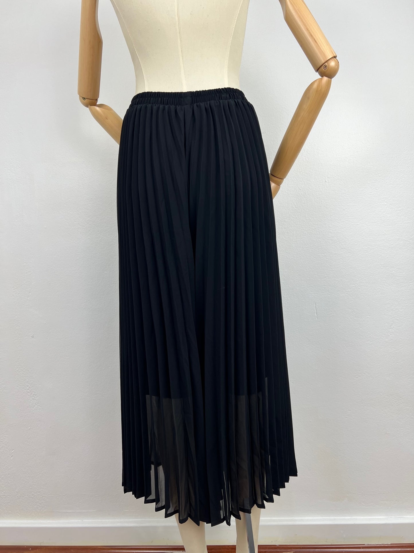 XW20240-1SS Pleated Chiffon Skirt Pant - On Sale