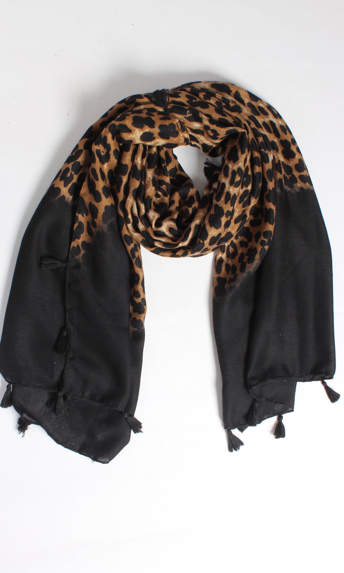 L13SS Leopard & Black Ombre Scarf with tassels (Pack)