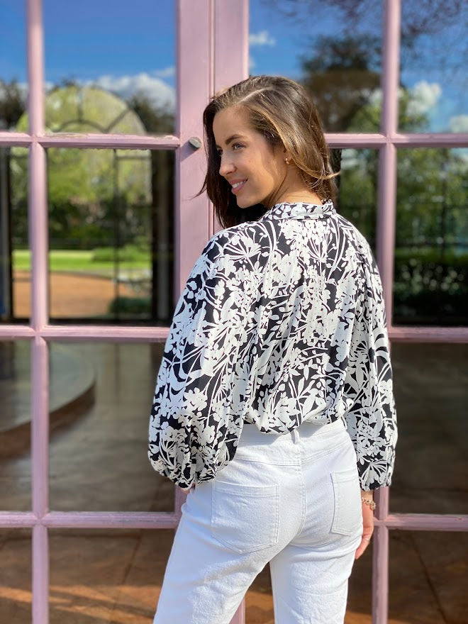 LA1144-2SS Black/White Viscose Blouse