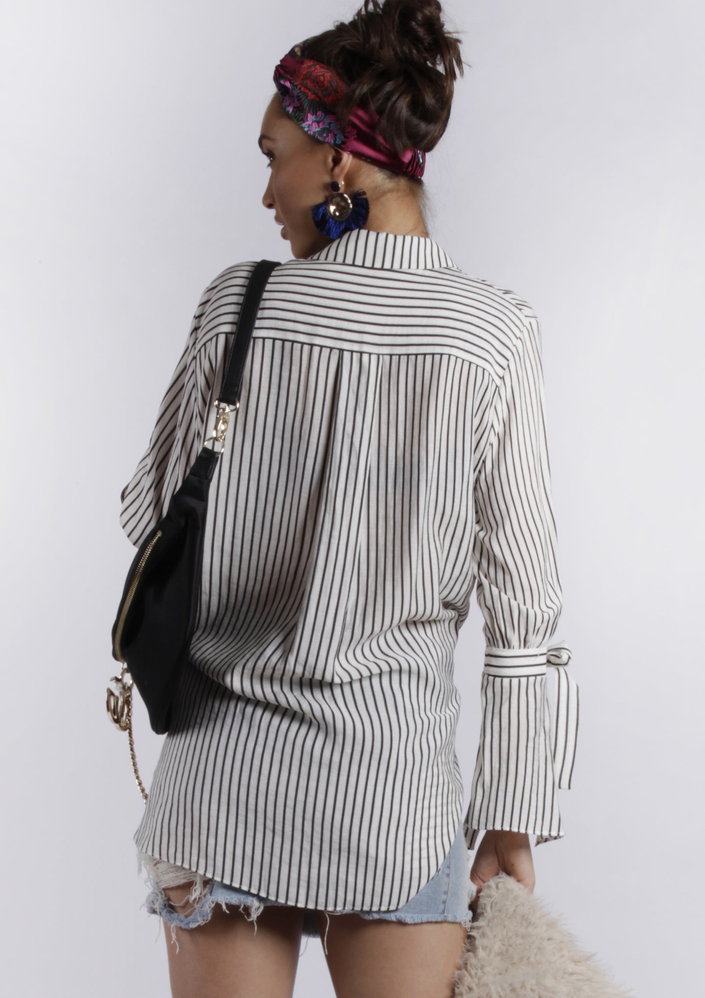 YW1724SS Black And White Striped Collared Shirt (Pack)