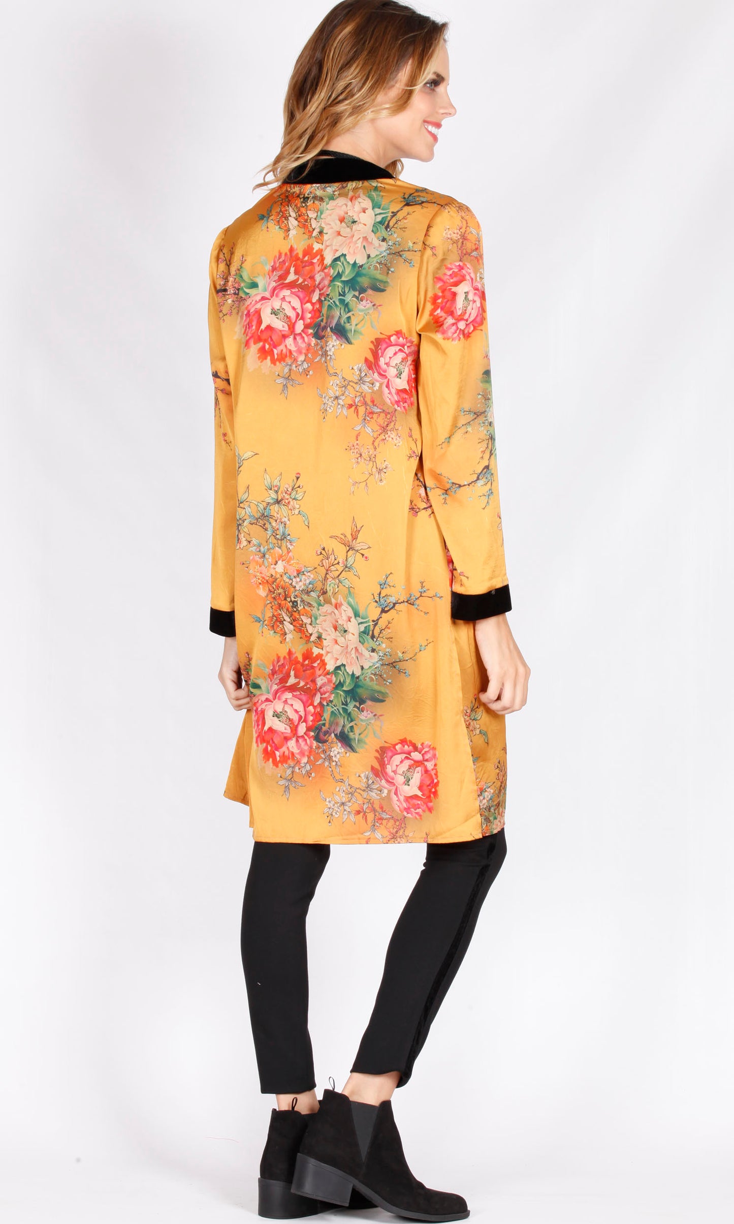 YW17066SS Velvet Trim Floral Mustard Kimono (Pack)