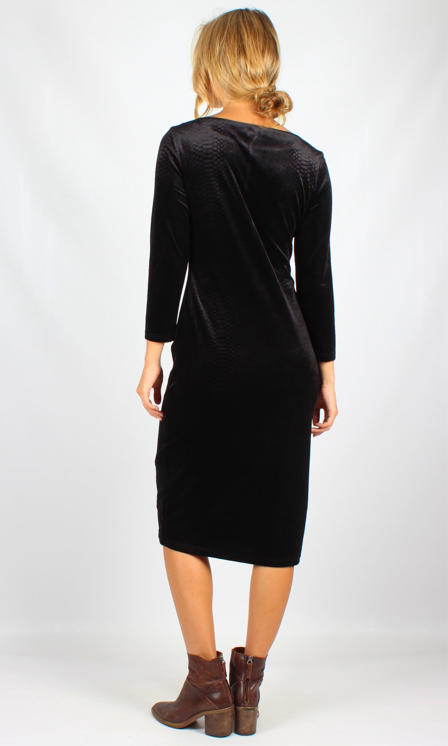 TG2524TB Black Mid Length Dress (Pack)