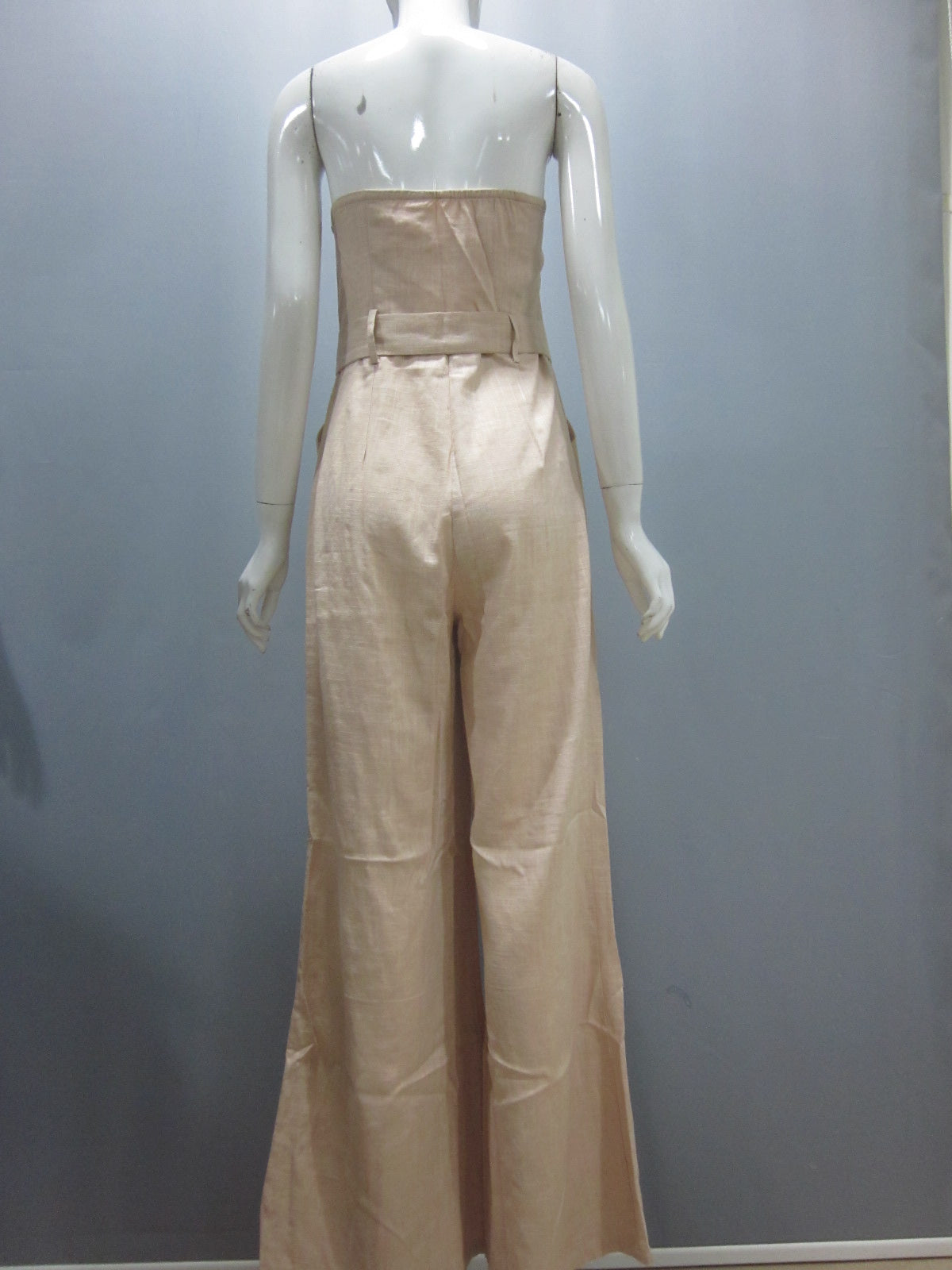 sp001ss play suit in pure linen fabric pack in 7 beige colour.