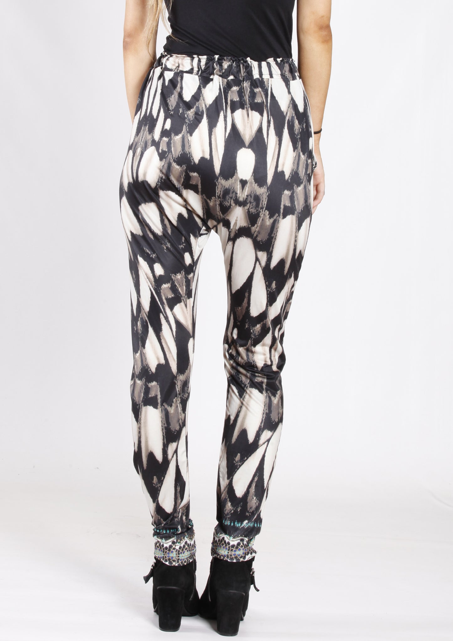 VY00218SS Printed Drop Crotch Pant (Pack)