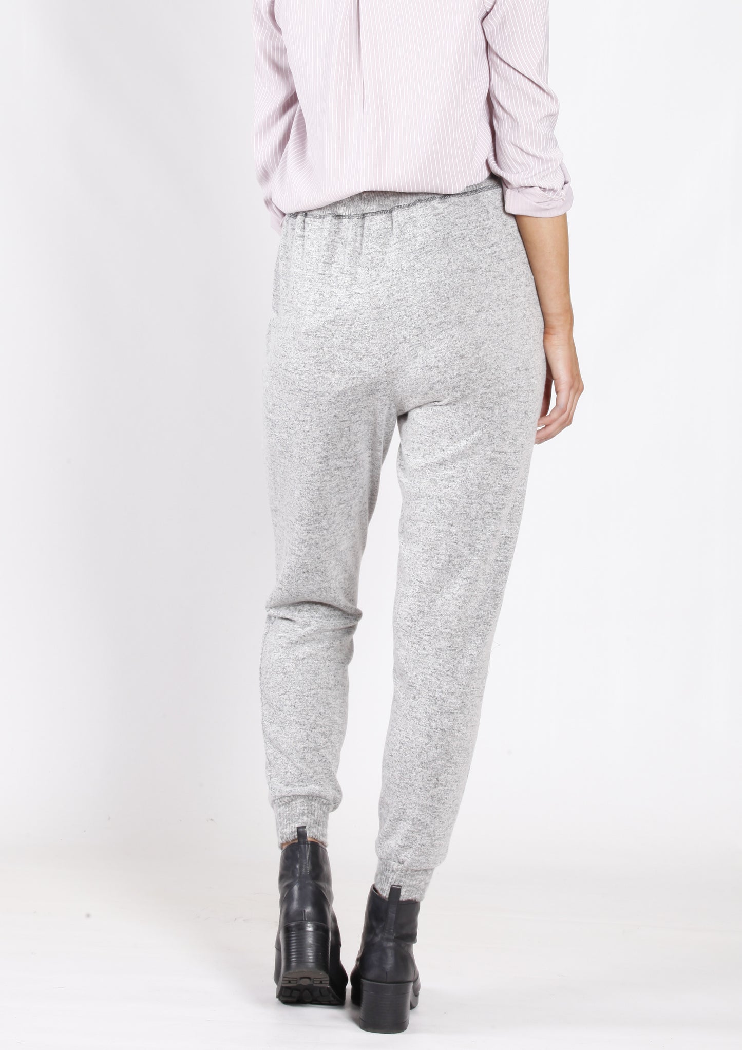 YW17118SS Basic Jogger With Tie  (Pack)