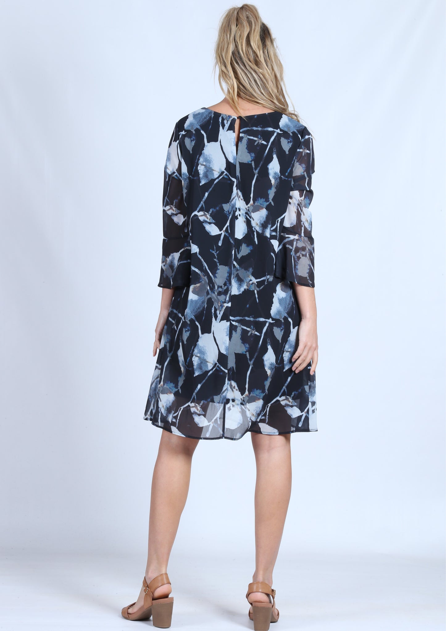 WA0188-1TB Leaf Print Bell Sleeve Dress (Pack)