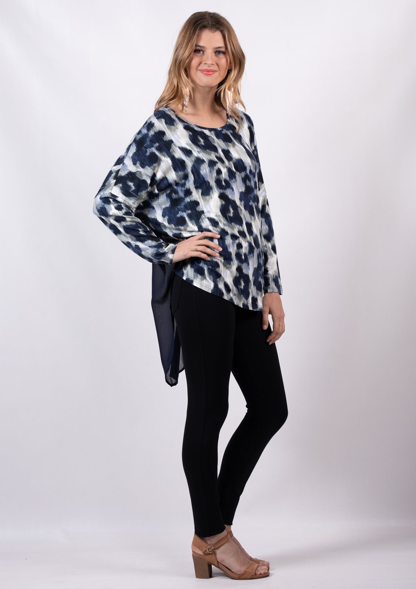 VY00118NC Navy Leopard Long Sleeve Top (Pack)