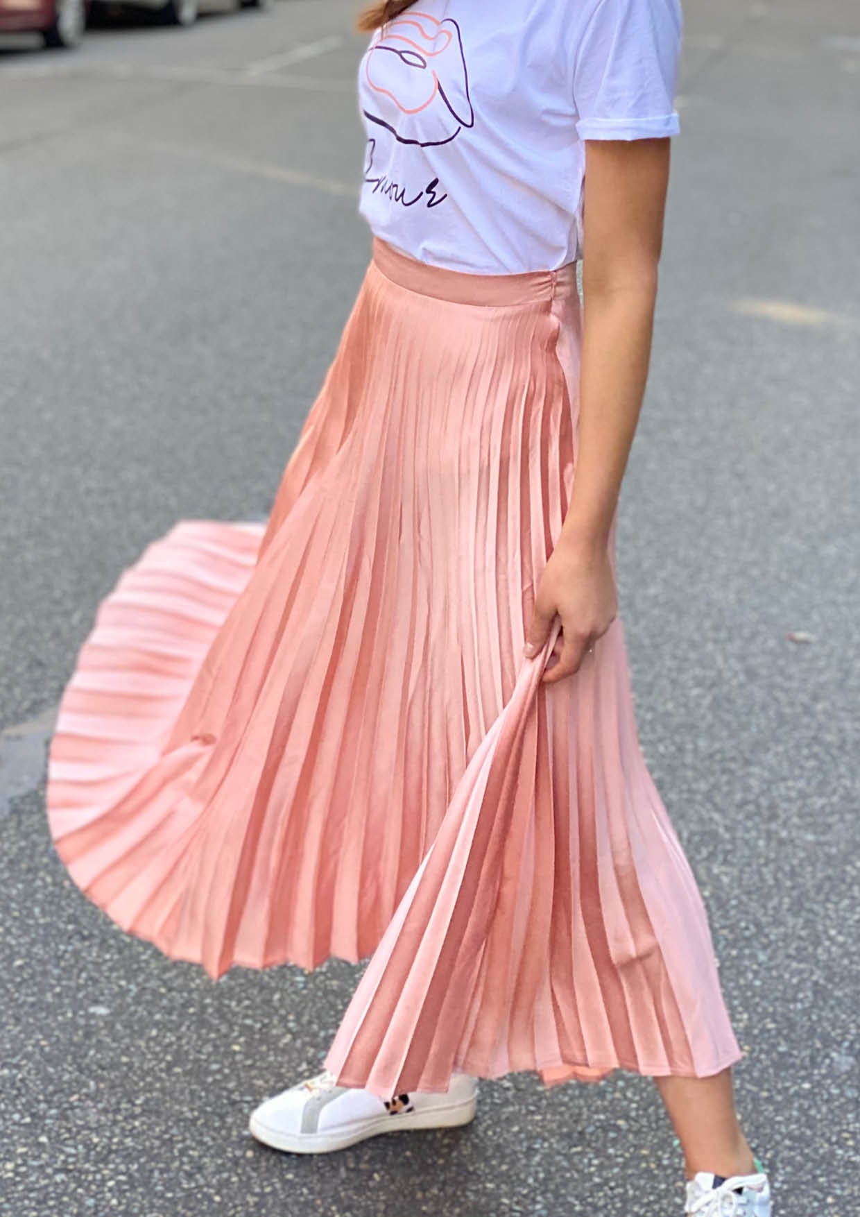 XW20259SS Pleated Skirt (Pack)
