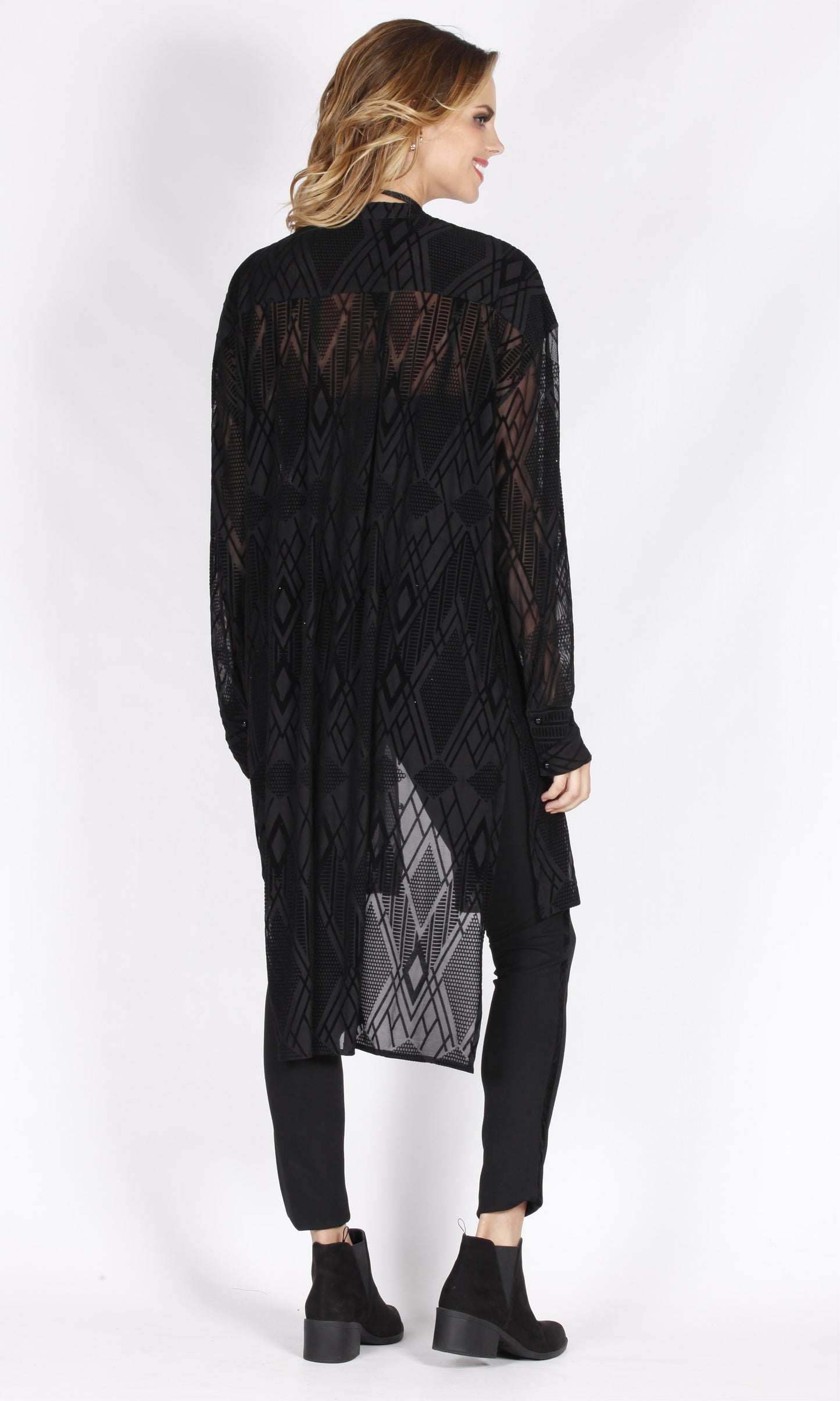 YW1915SS Longline Sheer Button Down Top (Pack)